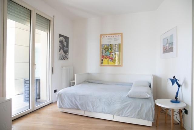 Grande Monolocale Con Parcheggio Interrato Incluso Apartment Genoa Exterior photo